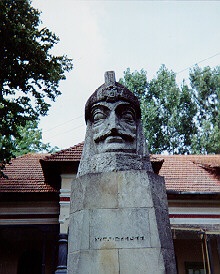 Vlad Monument